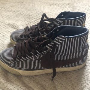 Nike Blazers size 10